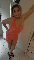 Hallo ich bin eine immer geile schlanke Frau im besten Alter und mache Sextreffen. Meine leckere Pussy und meine schöner Naturbusen werden dir